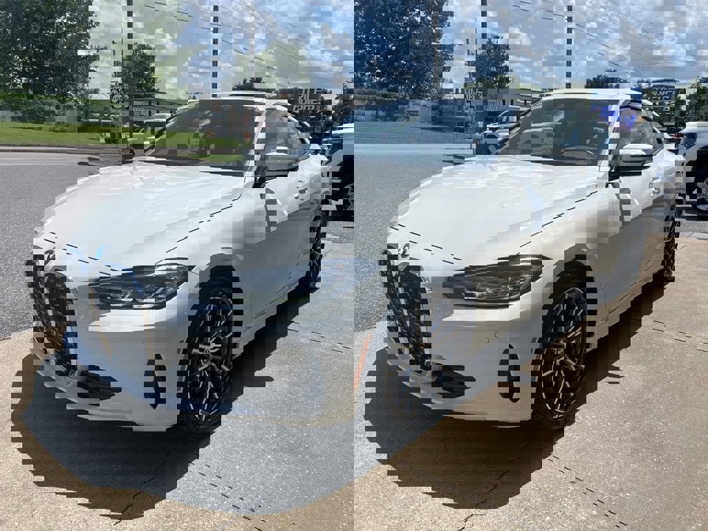 Used 2021 BMW 430i xDrive Coupe w/ Convenience Package image 4