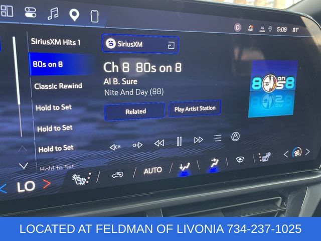 Certified 2024 Chevrolet Equinox EV RS FWD image 13