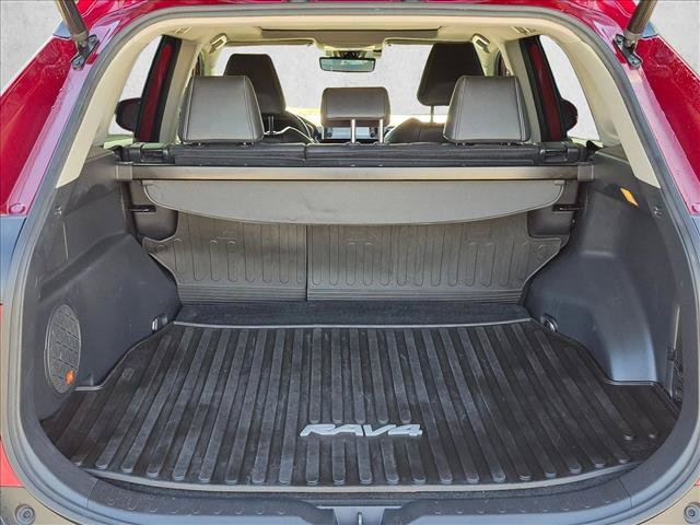 Used 2021 Toyota RAV4 Limited FWD image 6