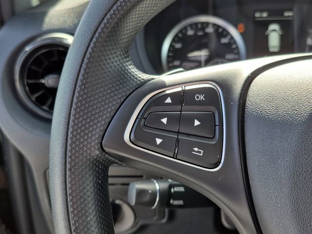 Used 2023 Mercedes-Benz Metris Passenger image 27