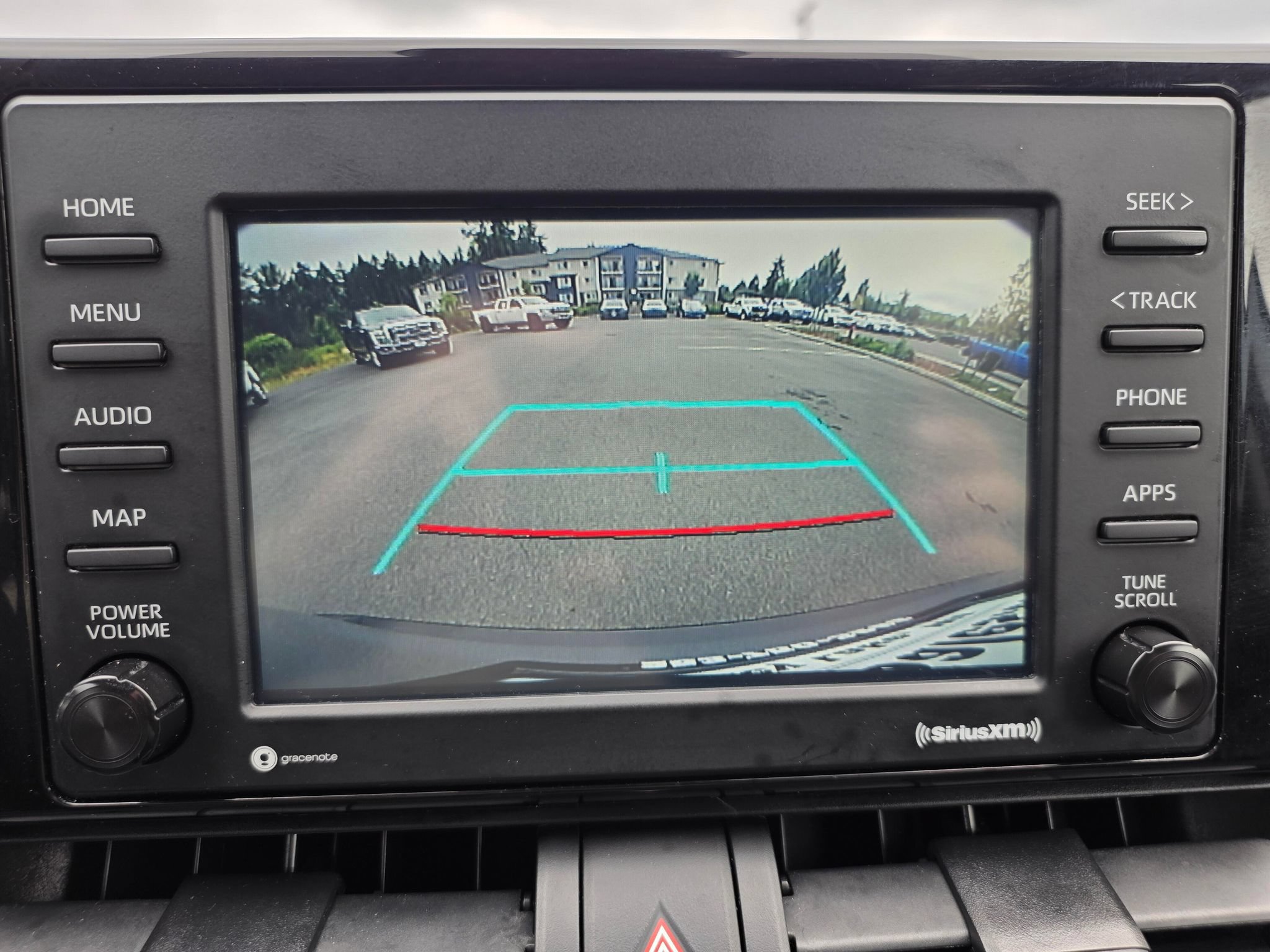 Used 2021 Toyota RAV4 XLE AWD/4WD image 14