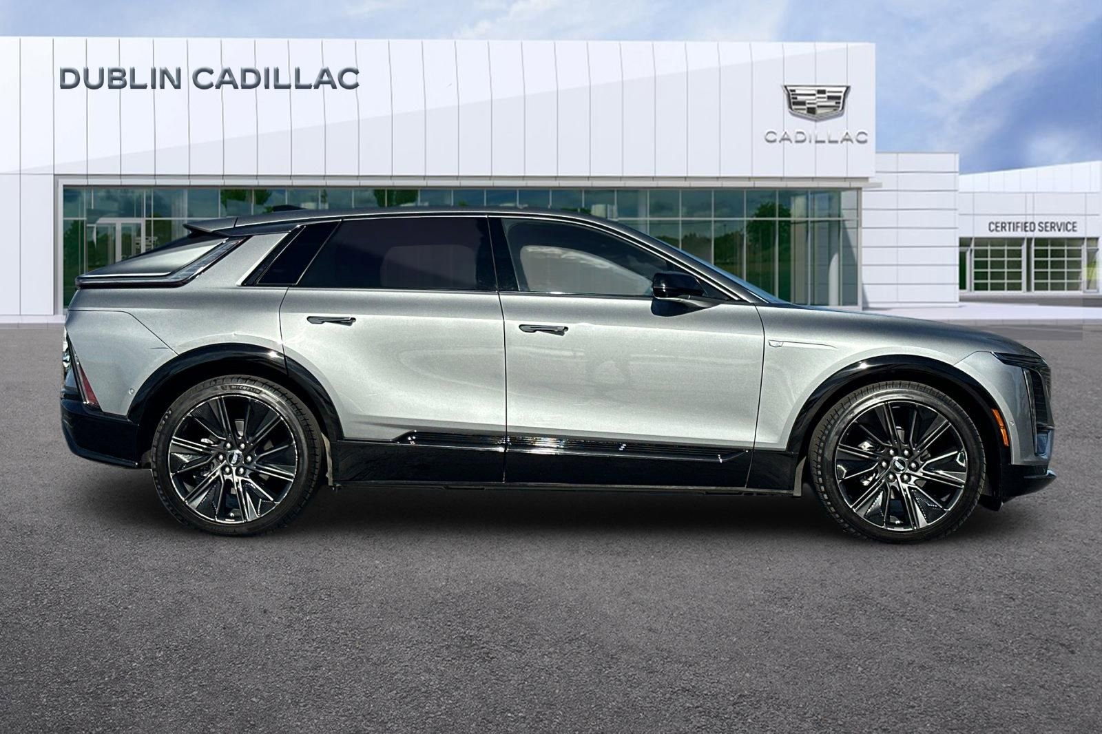 Certified 2024 Cadillac Lyriq Sport image 3