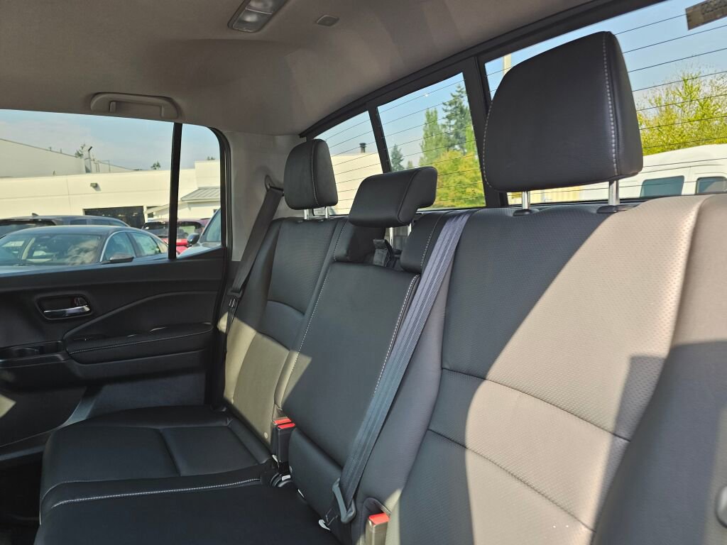 New 2025 Honda Ridgeline RTL image 14