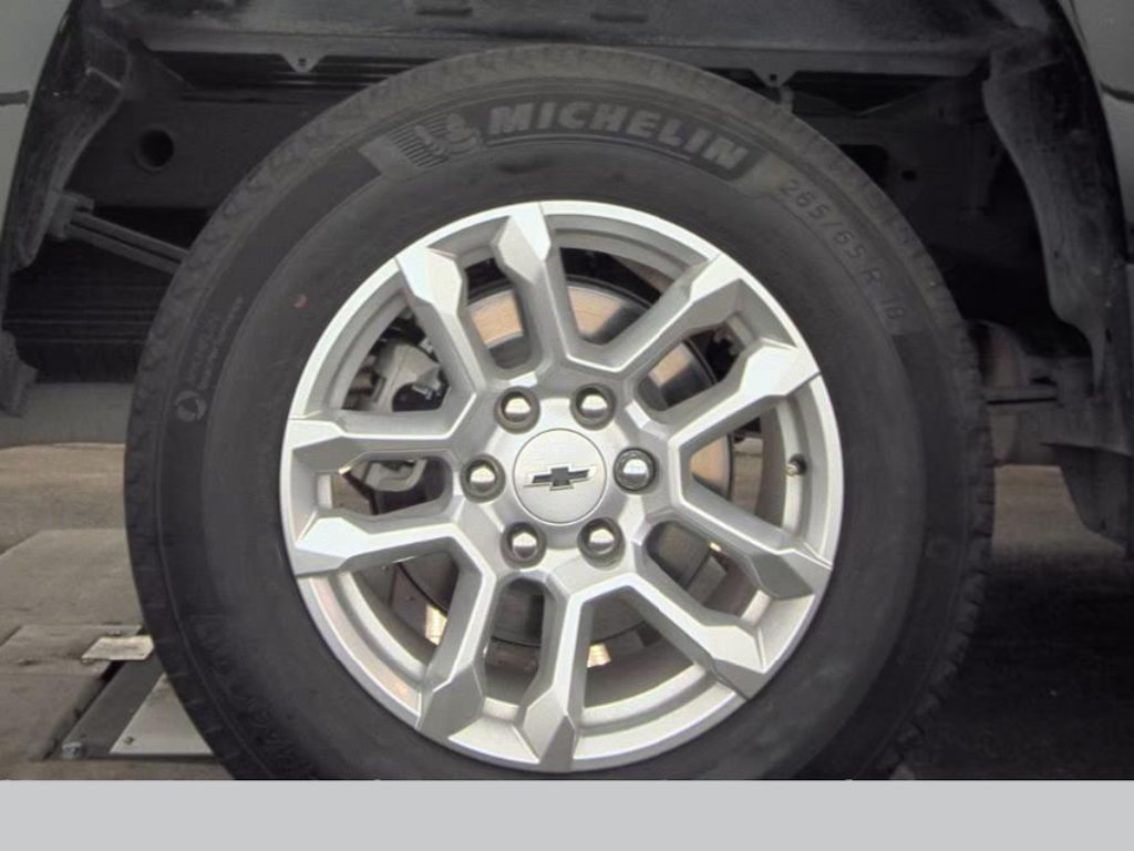 Used 2023 Chevrolet Silverado 1500 RST RWD image 9