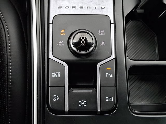Certified 2025 Kia Sorento EX w/ EX Panoramic Sunroof Package AWD/4WD image 26