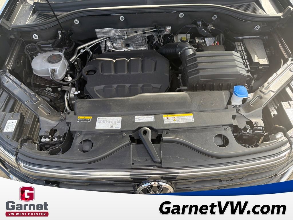 Used 2025 Volkswagen Atlas SEL Premium R-Line image 23