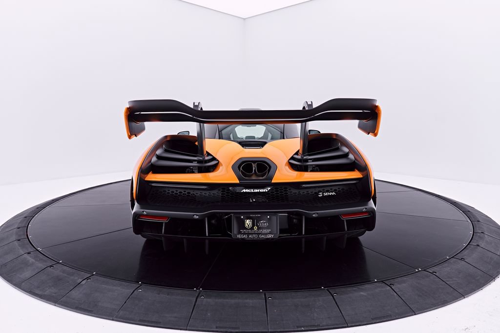 Used 2019 McLaren Senna RWD image 13