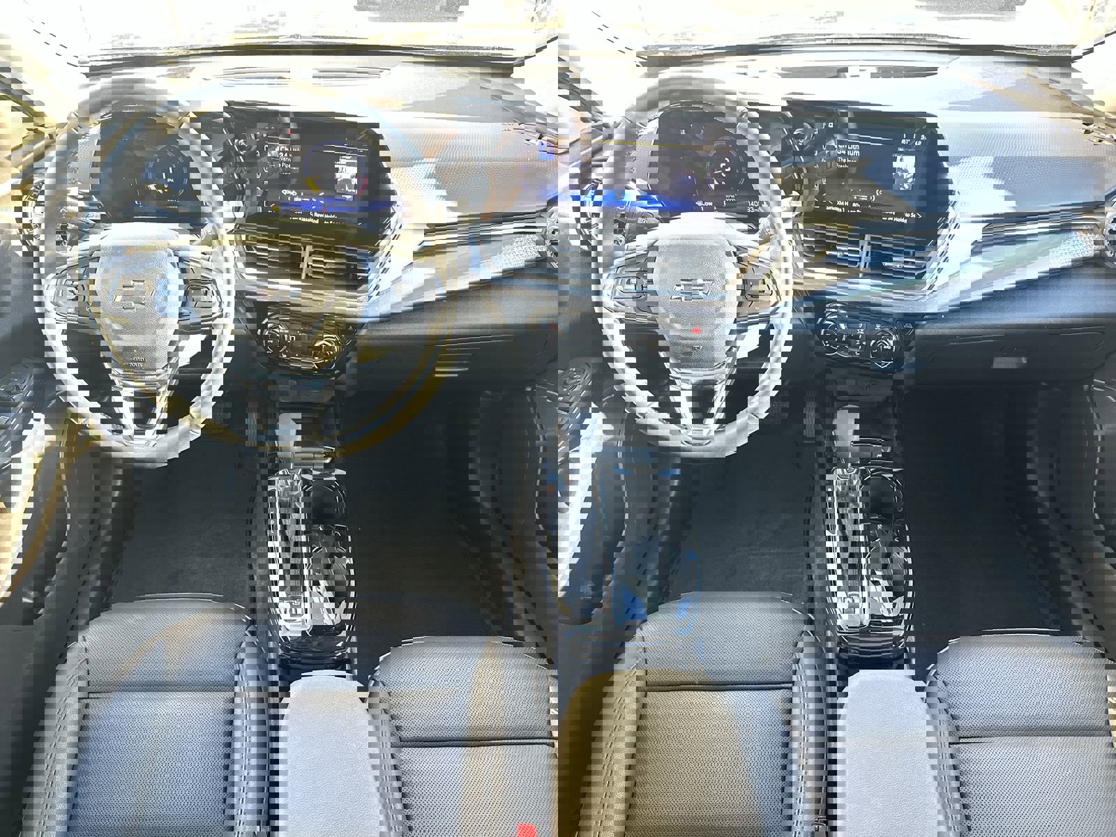 Certified 2025 Chevrolet Trax ACTIV w/ Sunroof Package image 18