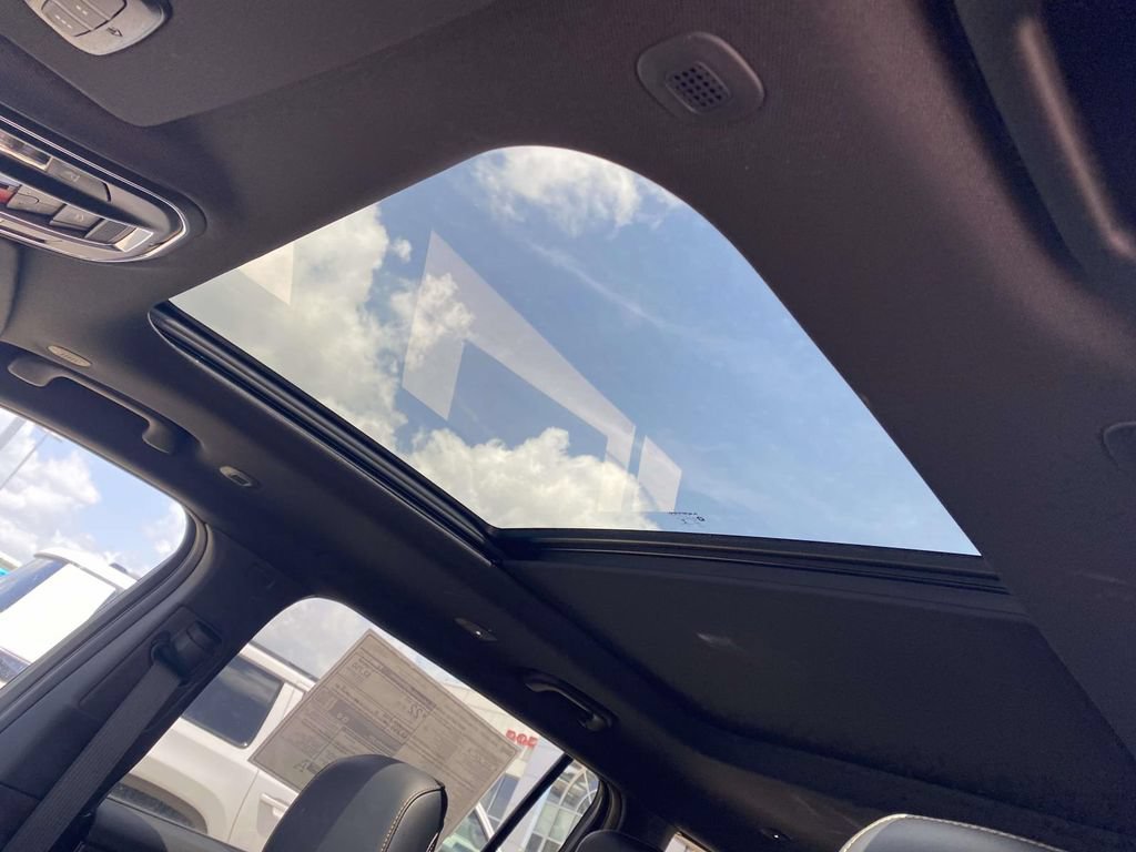 New 2026 Jeep Grand Cherokee L Limited AWD/4WD image 16