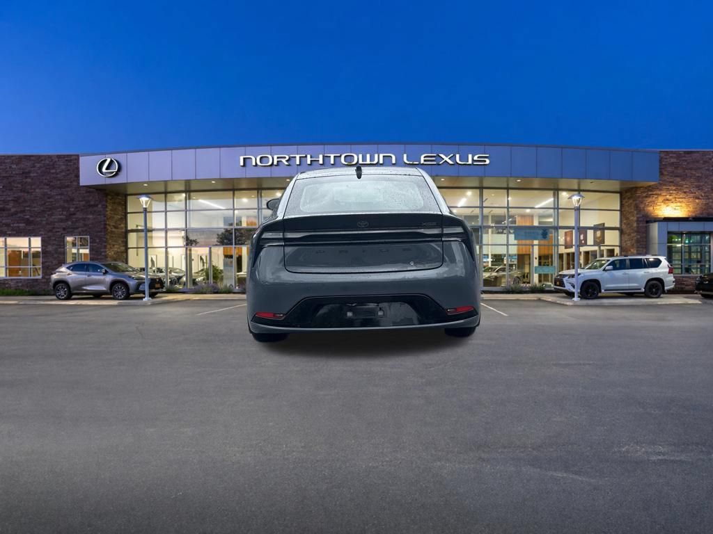 Used 2023 Toyota Prius Prime FWD image 18