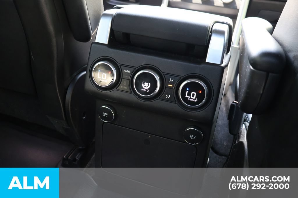 Used 2020 Land Rover Discovery Landmark AWD/4WD image 26