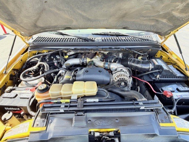 Used 2001 Ford F350 XL image 16