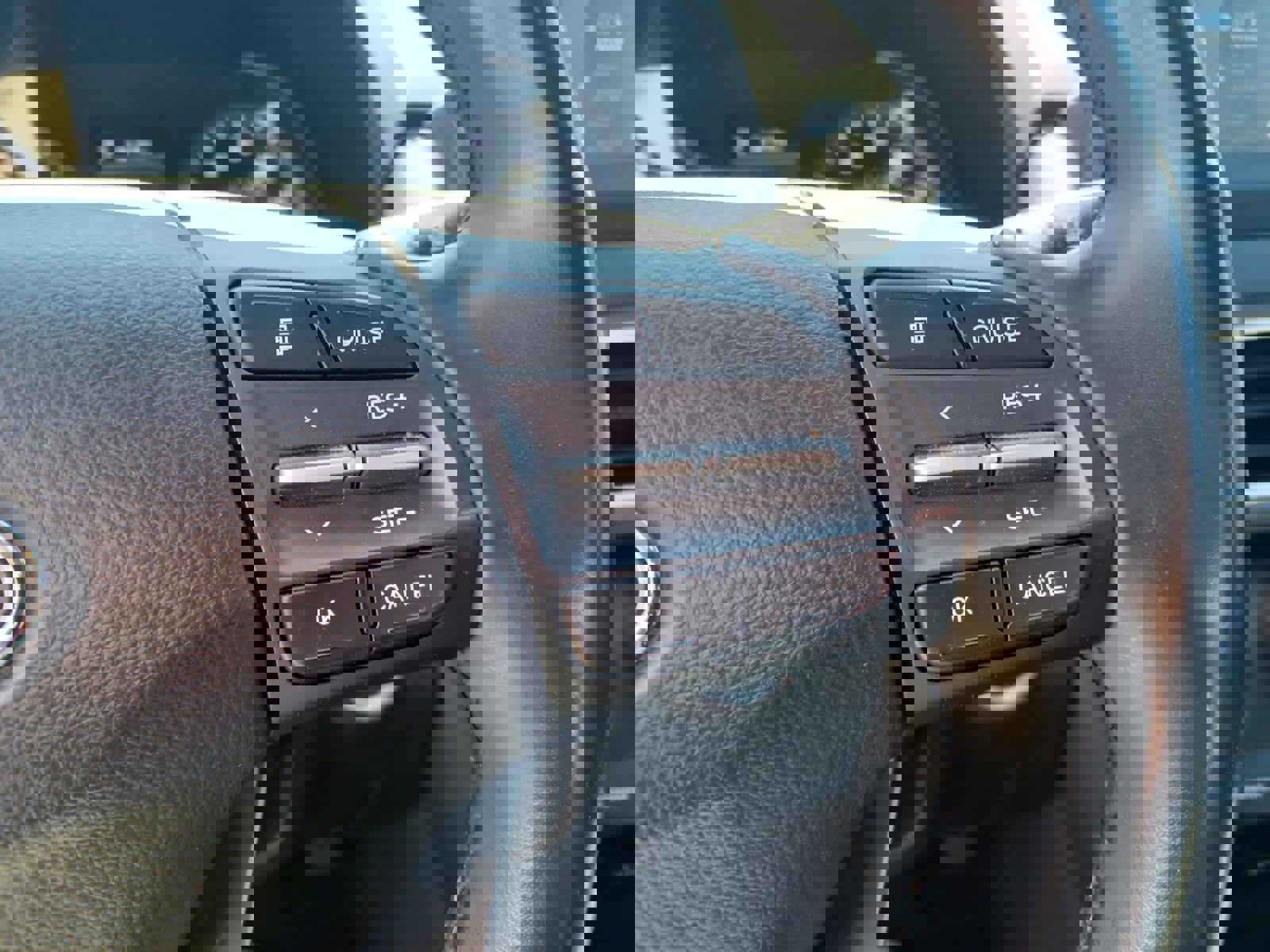 Used 2021 Hyundai Kona SEL Plus AWD/4WD image 16