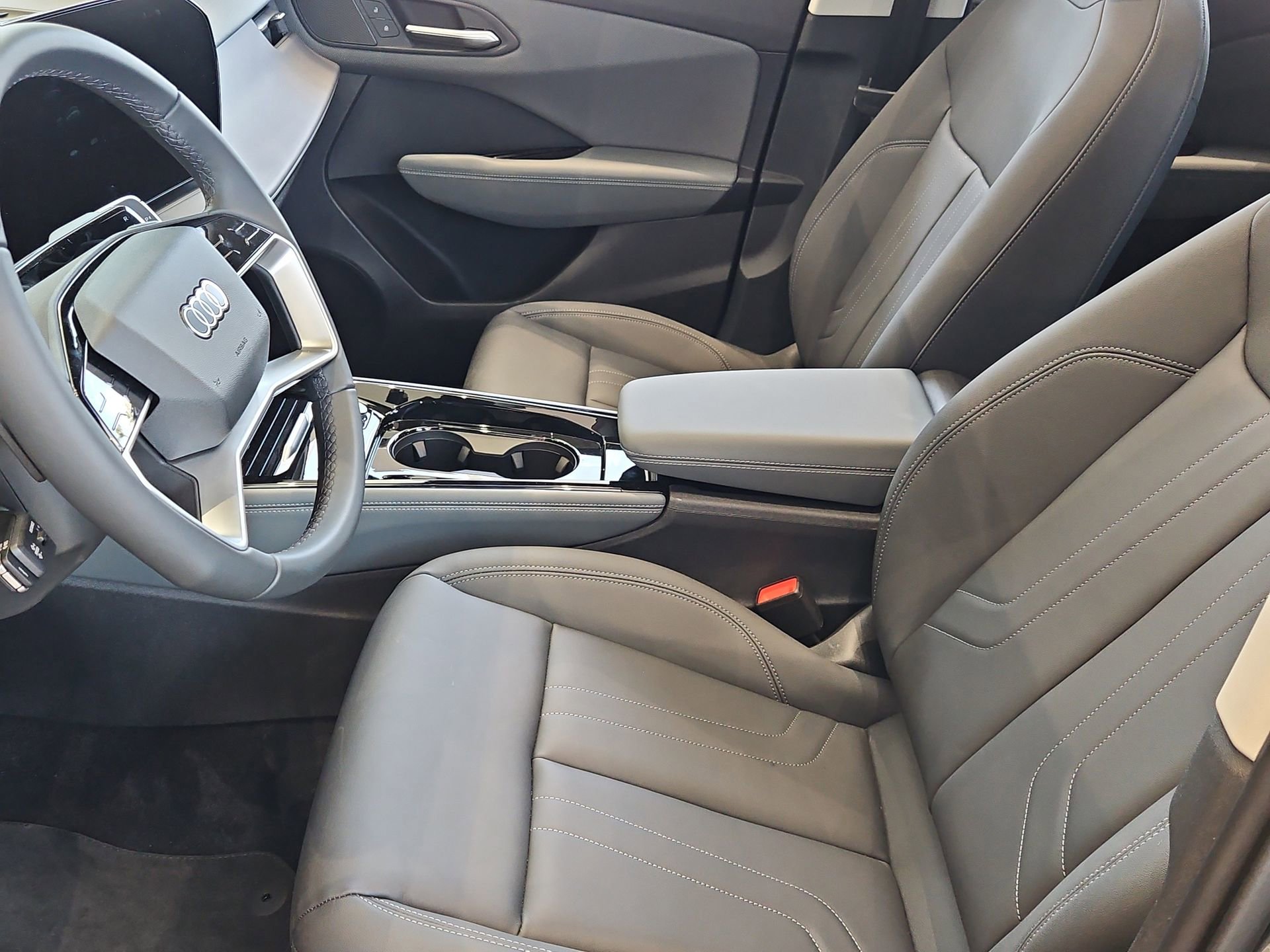 New 2026 Audi Q3 quattro 2.0T AWD/4WD image 13