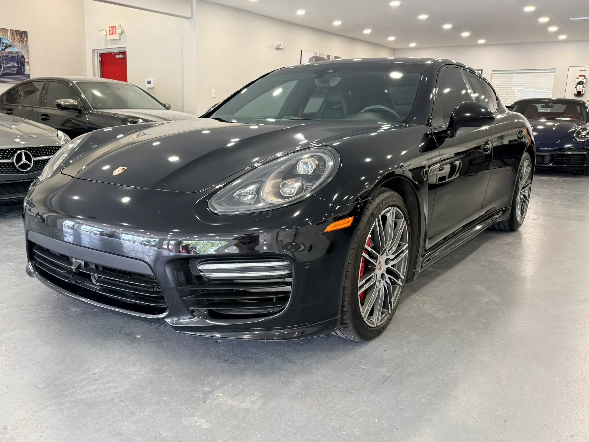 Used 2014 Porsche Panamera GTS w/ Premium Package Plus AWD/4WD image 3
