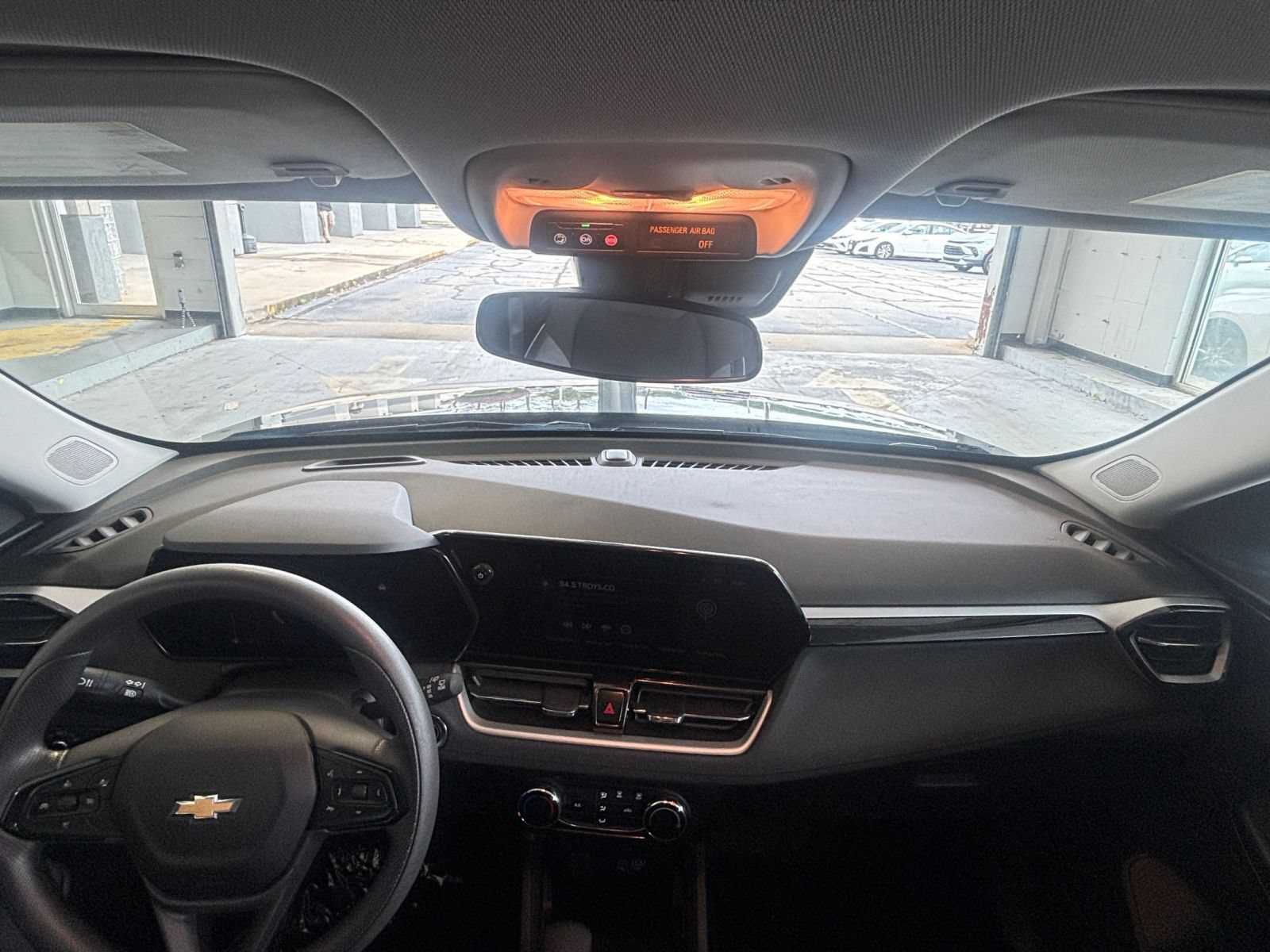 Used 2025 Chevrolet TrailBlazer LT FWD image 32