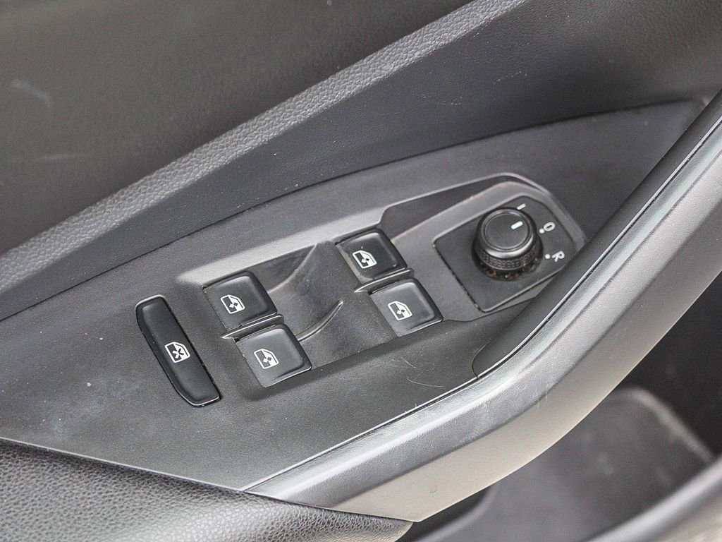 Used 2019 Volkswagen Jetta S image 19