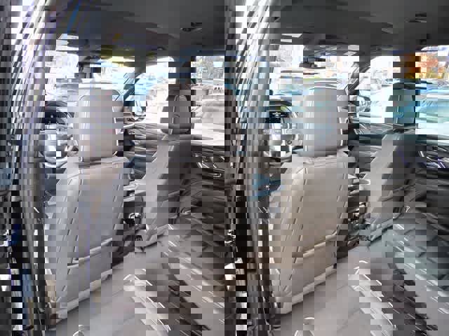 Used 2023 GMC Yukon SLT image 15