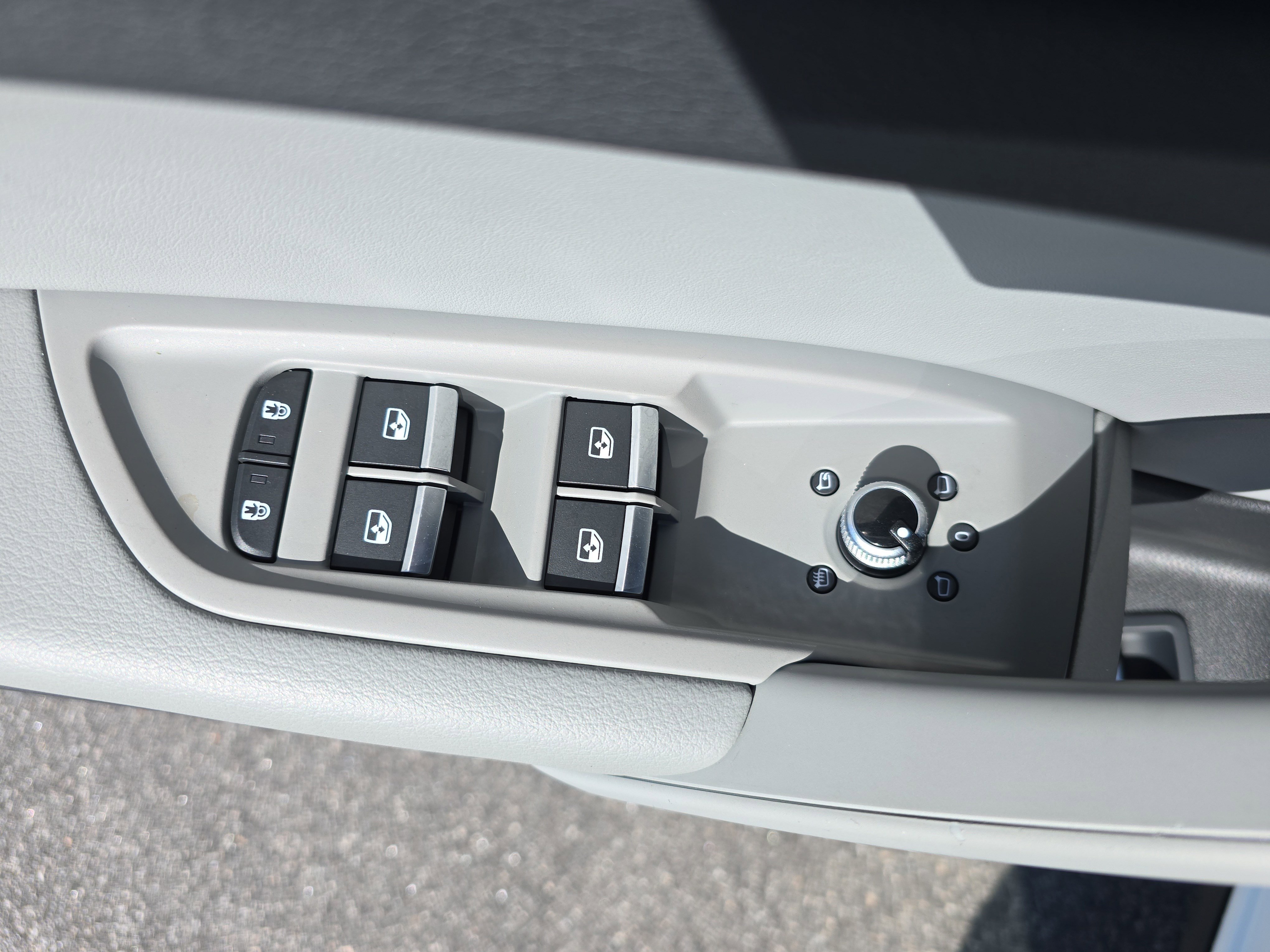 Used 2022 Audi Q5 2.0T Premium w/ Convenience Package image 26