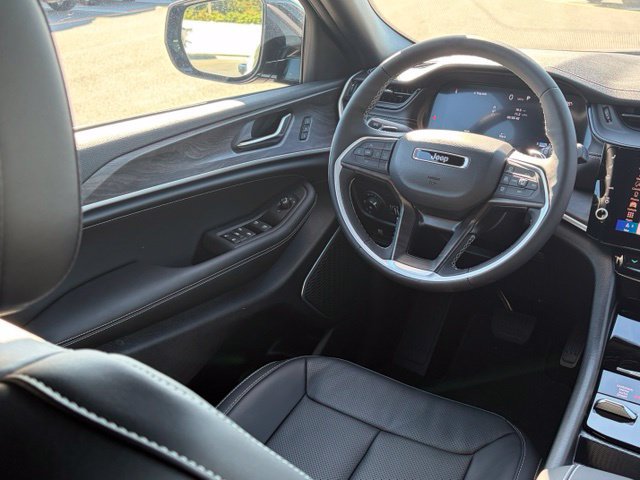 New 2027 Jeep Grand Cherokee L Limited AWD/4WD image 33