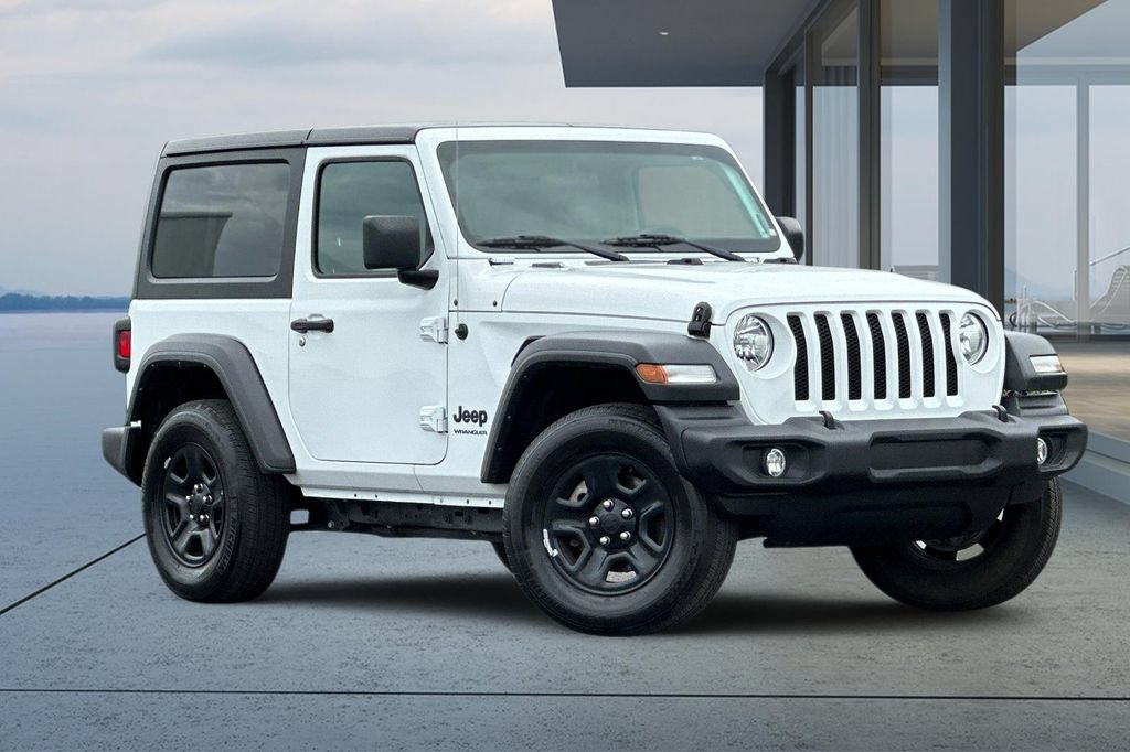 Used 2022 Jeep Wrangler Sport AWD/4WD image 3