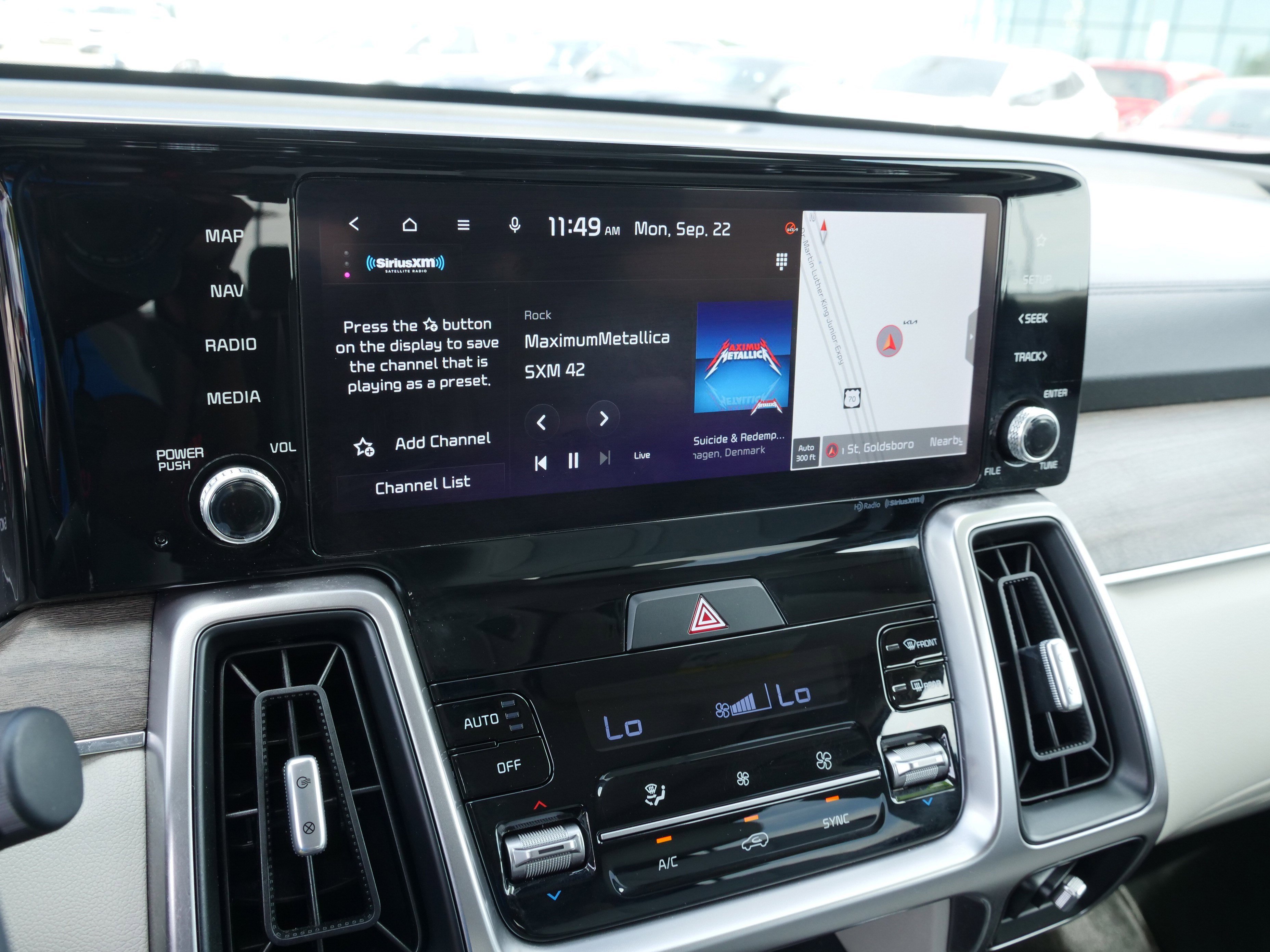 Certified 2023 Kia Sorento EX w/ Panoramic Sunroof Package image 26