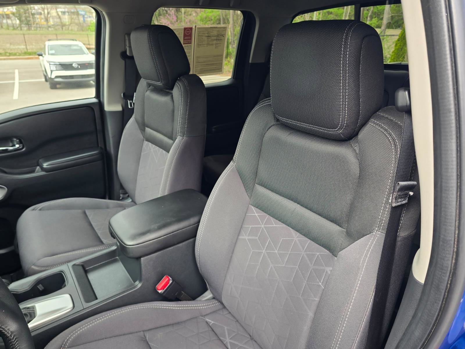 Certified 2025 Nissan Frontier SV w/ SV Convenience Package RWD image 13