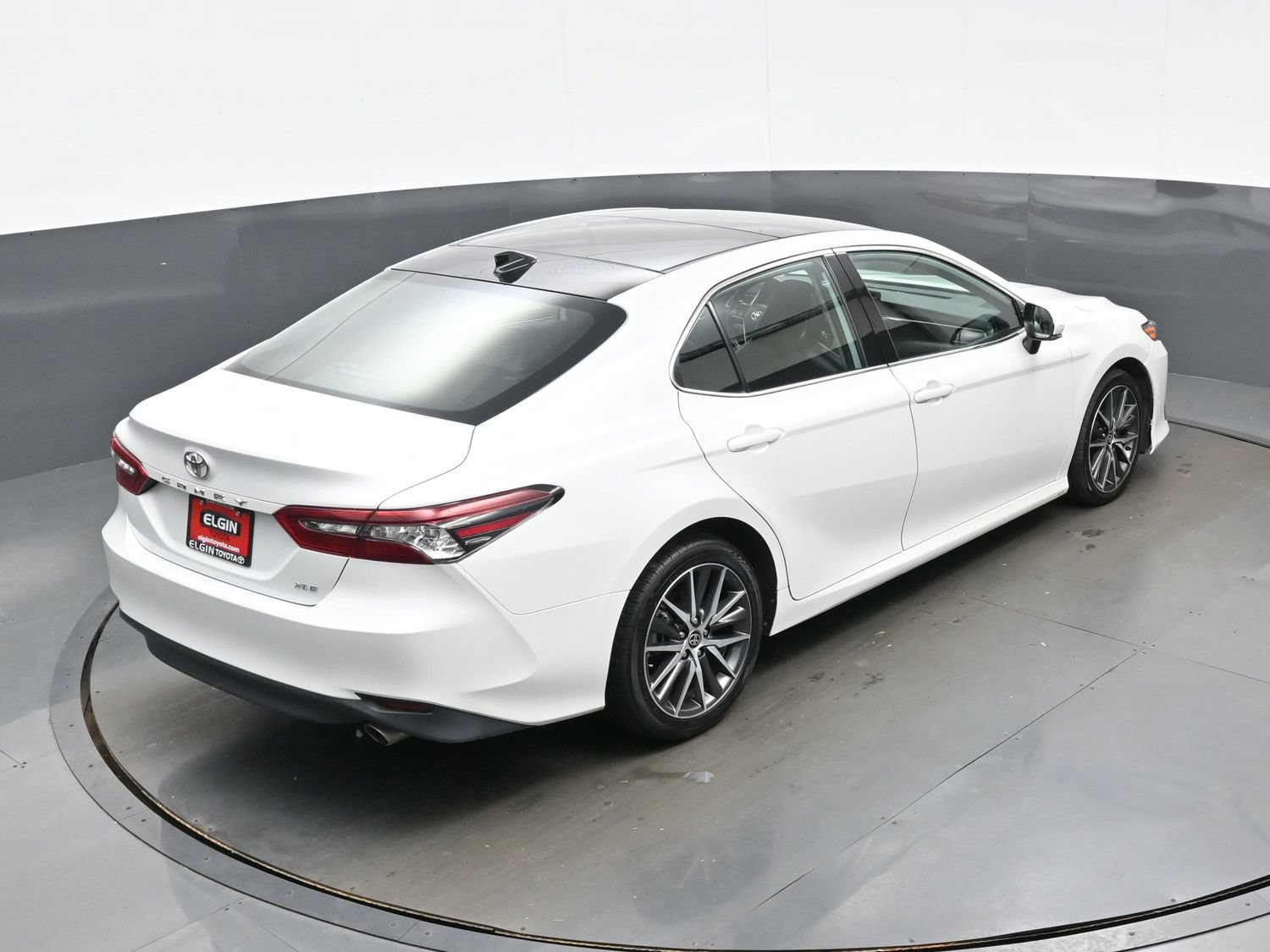 Used 2023 Toyota Camry XLE FWD image 42