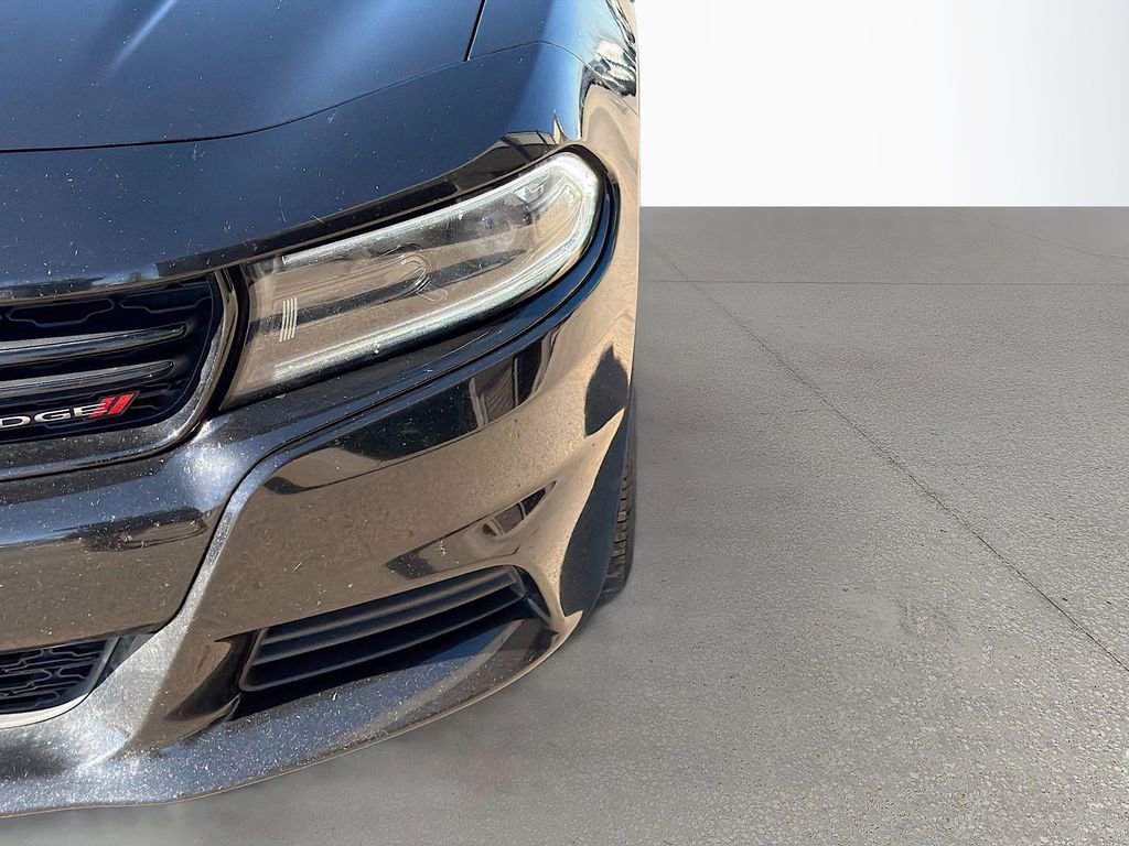 Used 2022 Dodge Charger SXT w/ Blacktop Package image 9