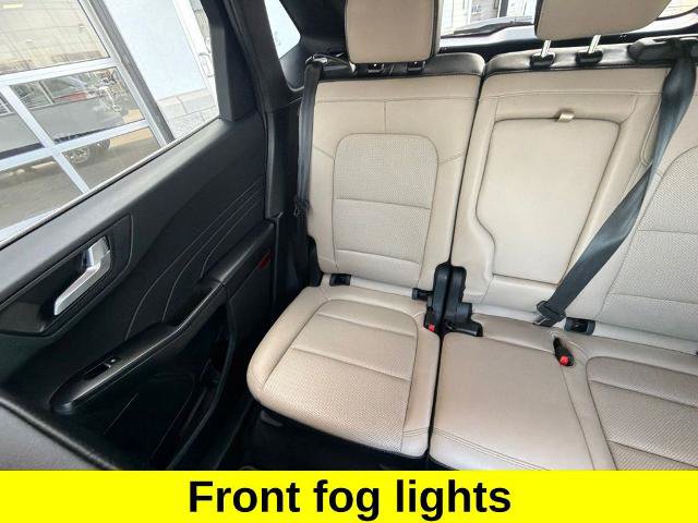 Certified 2022 Ford Escape Titanium AWD/4WD image 13