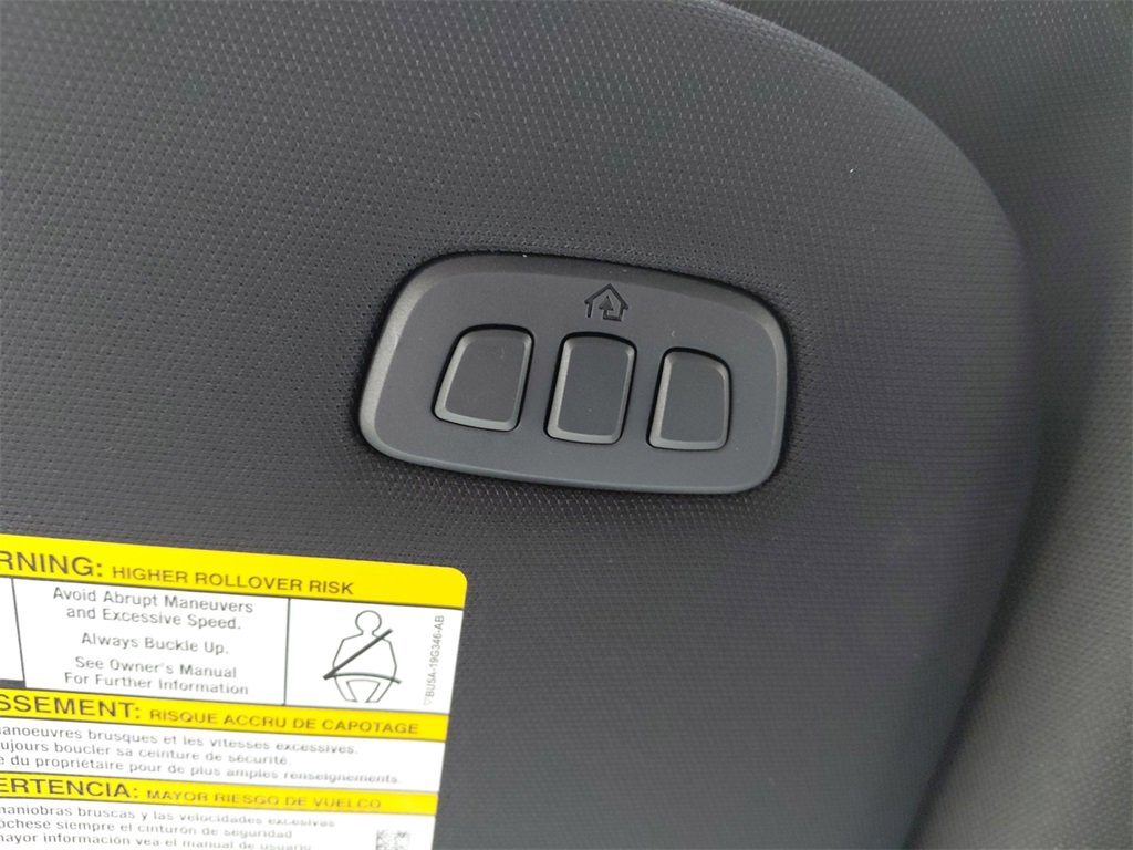 New 2025 Ford F150 Lariat w/ Equipment Group 501A Mid image 38