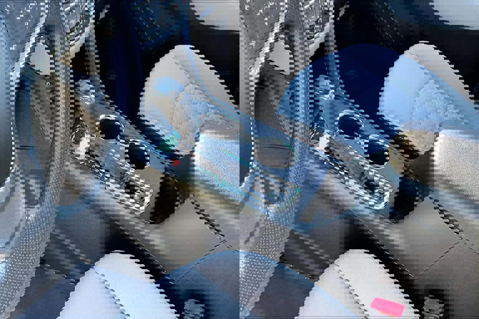 Used 2021 Chevrolet Equinox LS w/ LS Convenience Package image 16