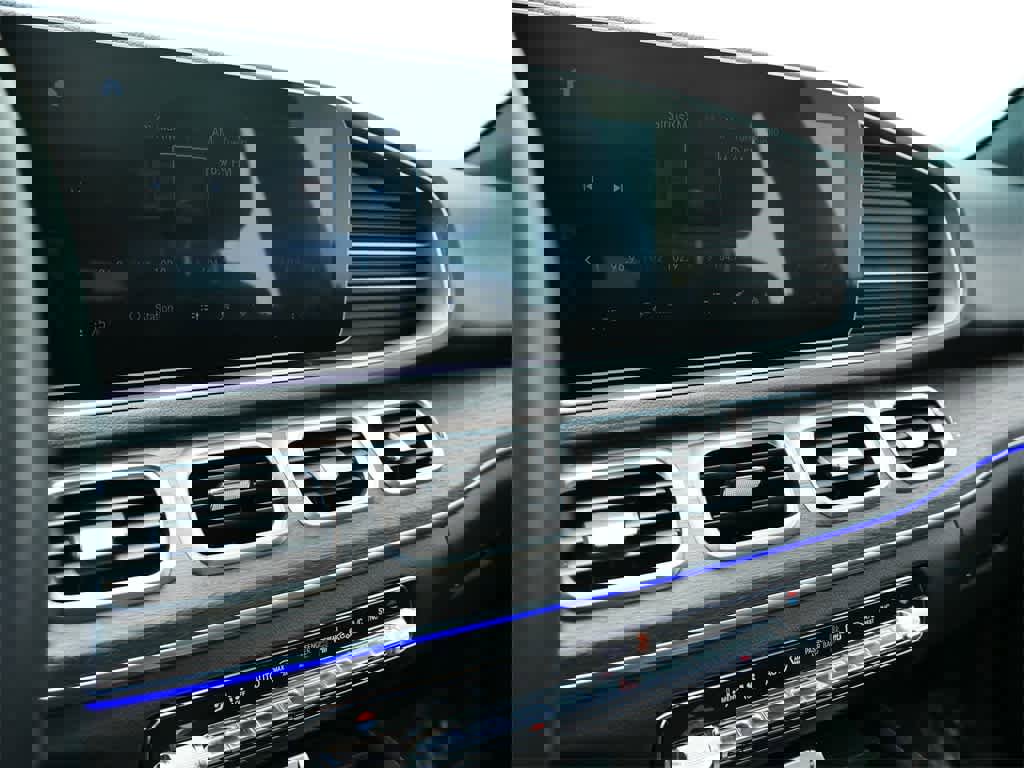 Used 2020 Mercedes-Benz GLE 580 4MATIC image 23