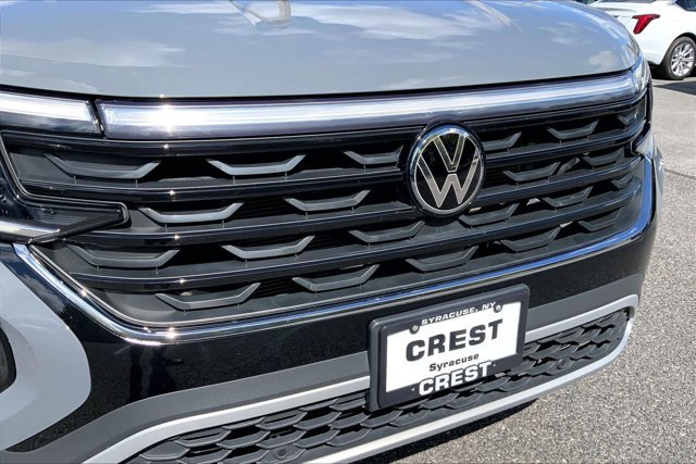 Used 2024 Volkswagen Atlas Cross Sport SE w/ Black Wheel Package AWD/4WD image 28