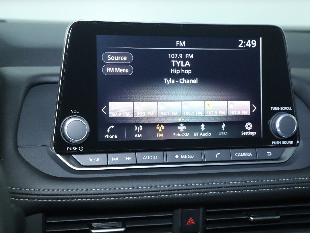 Certified 2026 Nissan Rogue SV image 24