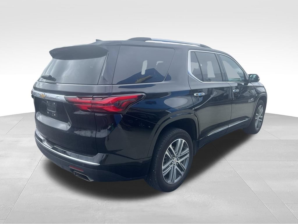 Used 2023 Chevrolet Traverse High Country FWD image 11