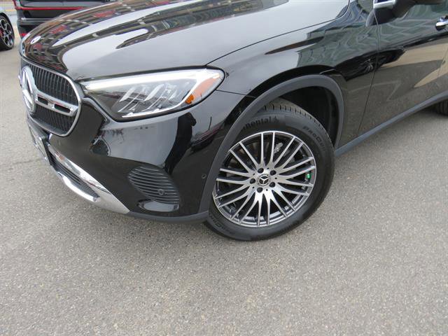 Used 2024 Mercedes-Benz GLC 300 4MATIC image 22