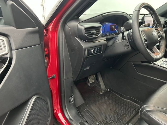 Used 2023 Ford Explorer ST w/ Equipment Group 401A image 31
