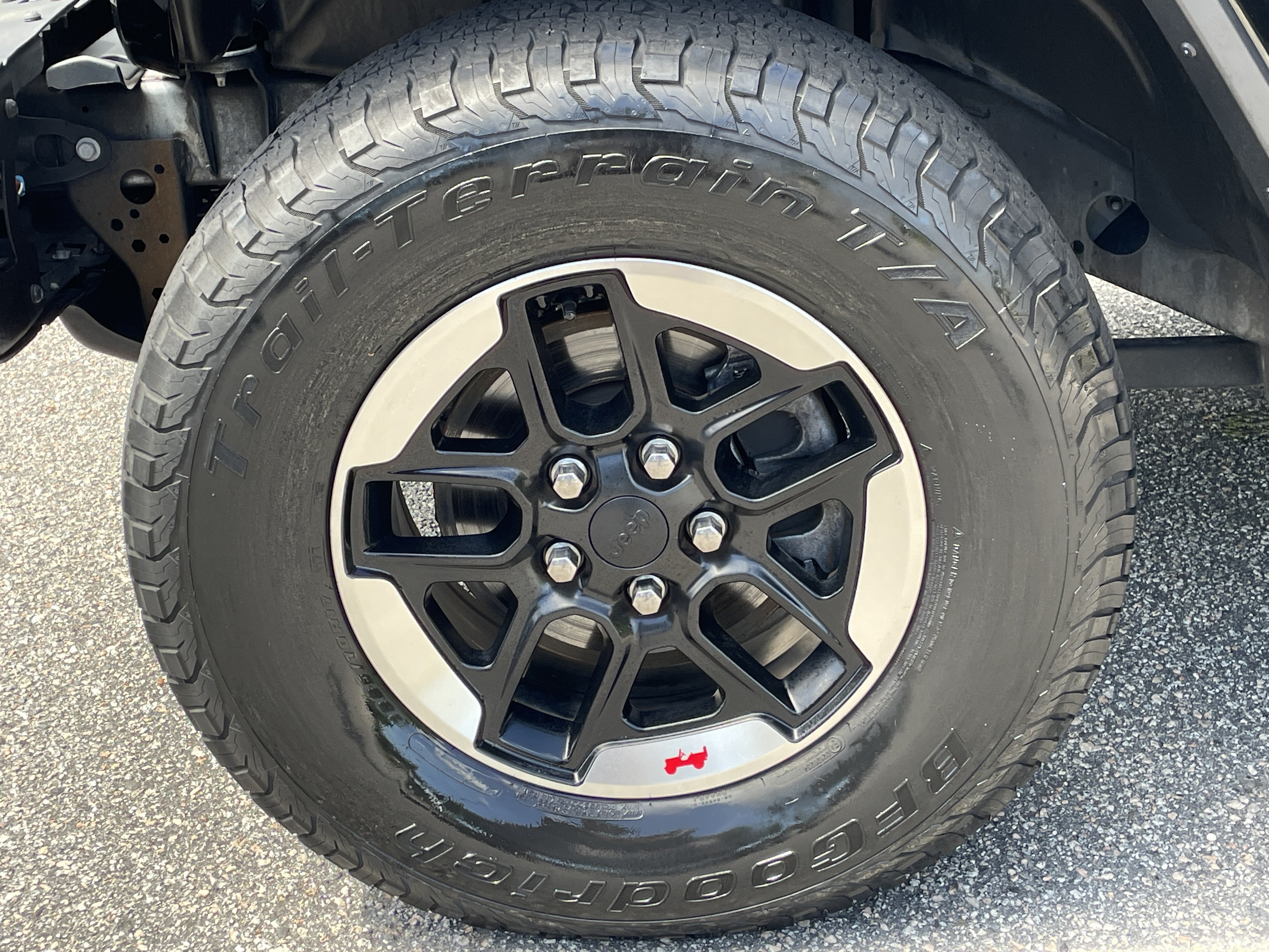 Used 2021 Jeep Wrangler Unlimited Rubicon AWD/4WD image 36