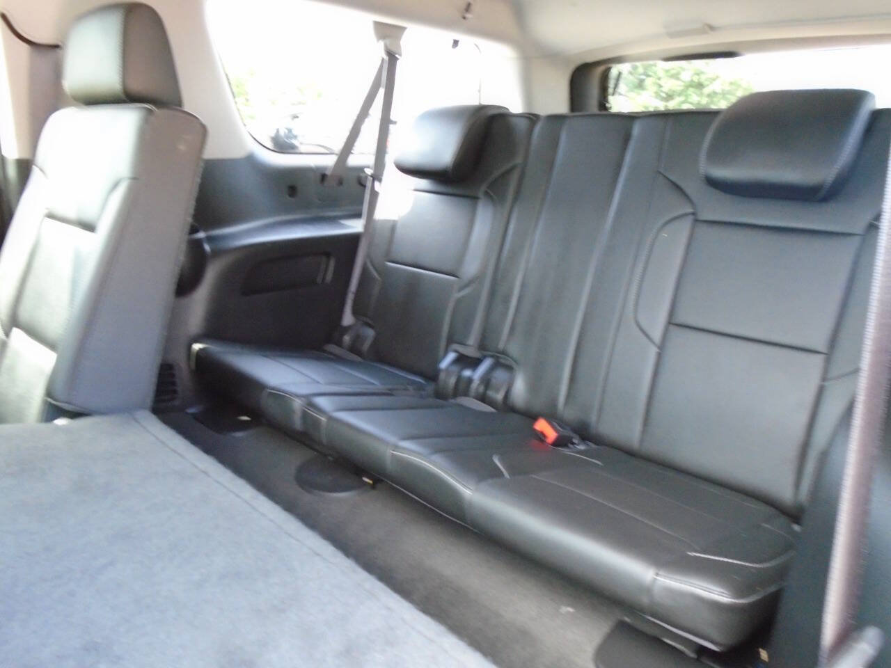 Used 2015 Chevrolet Suburban LT w/ Texas Edition RWD image 11