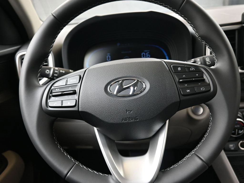 New 2026 Hyundai Venue SEL image 25