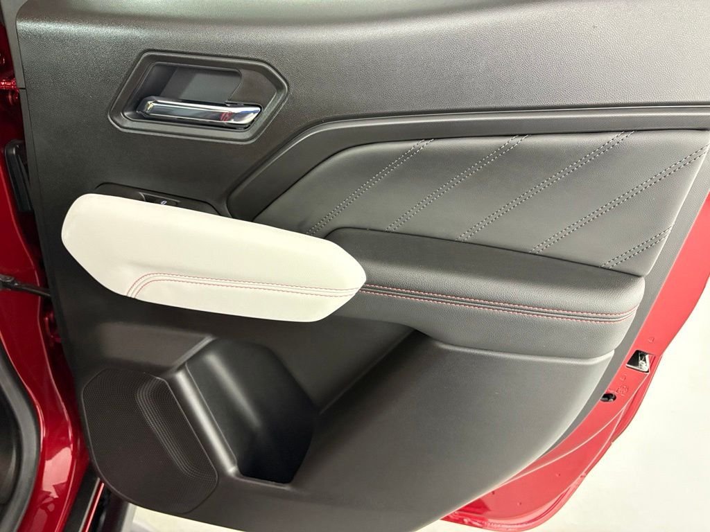 Used 2026 GMC Canyon AT4X AWD/4WD image 43