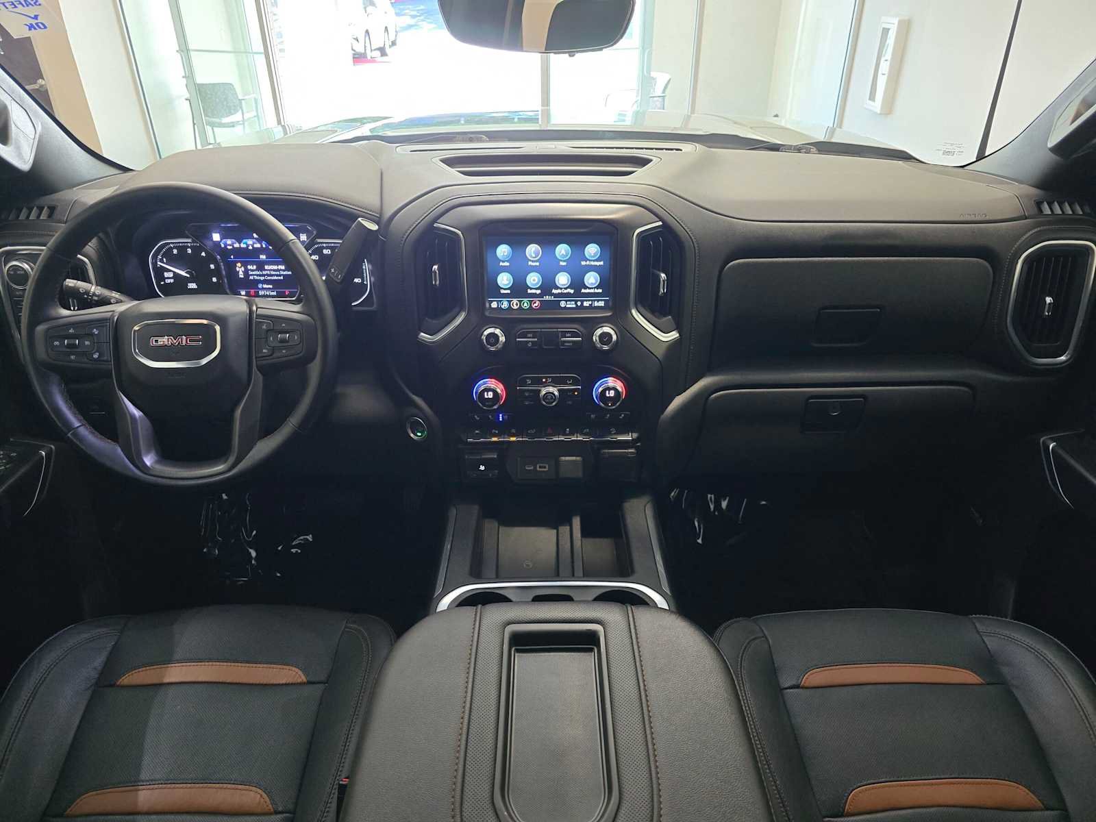 Used 2021 GMC Sierra 1500 AT4 w/ AT4 Premium Package AWD/4WD image 10