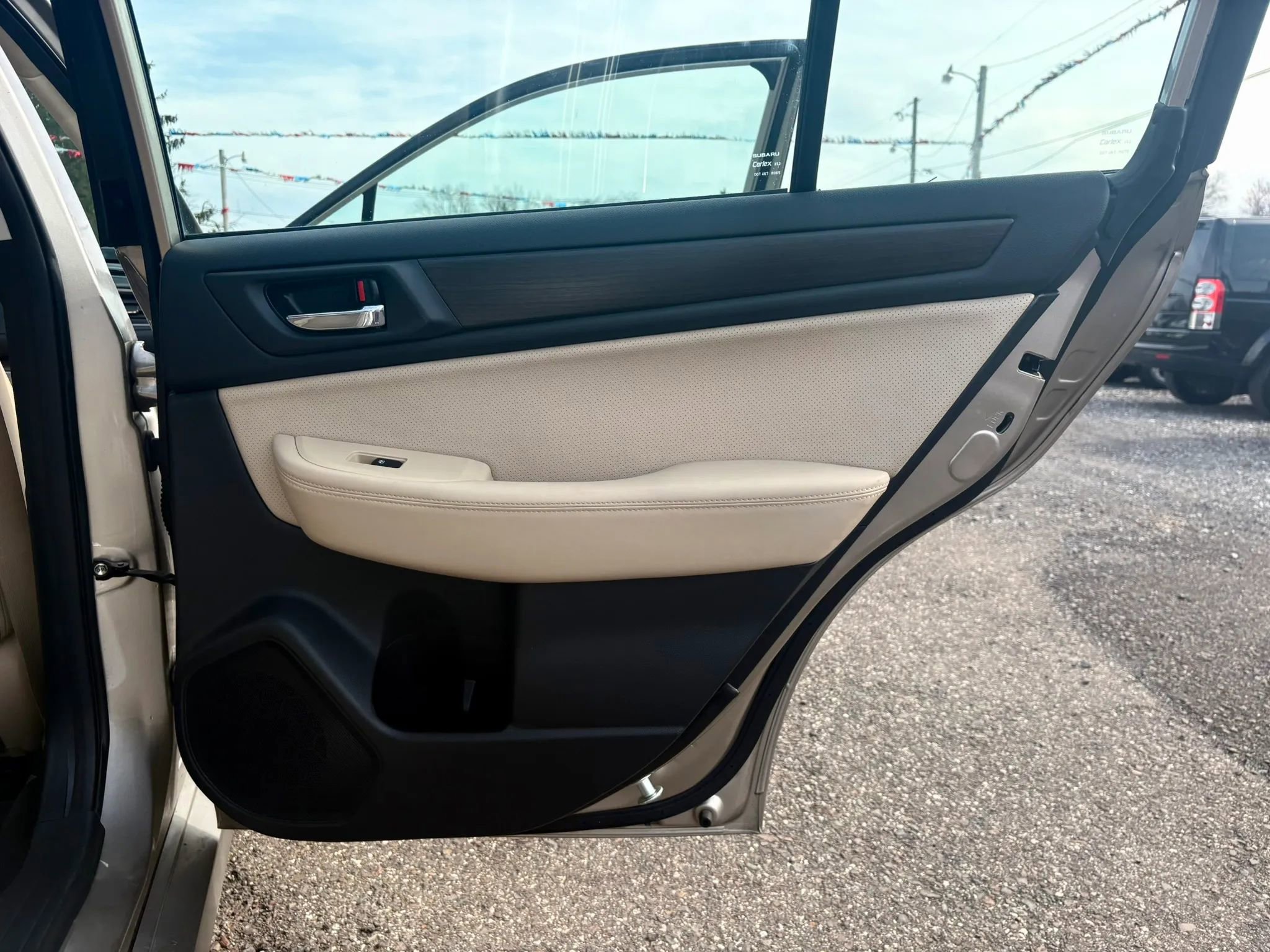 Used 2015 Subaru Legacy 2.5i Limited image 13