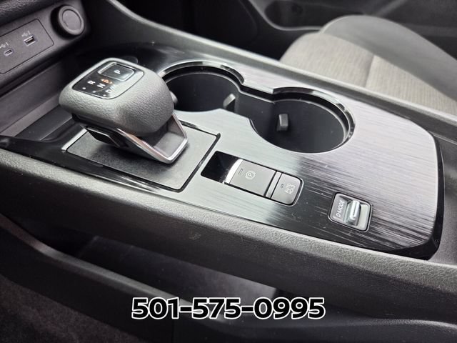 Used 2023 Nissan Rogue SV FWD image 26