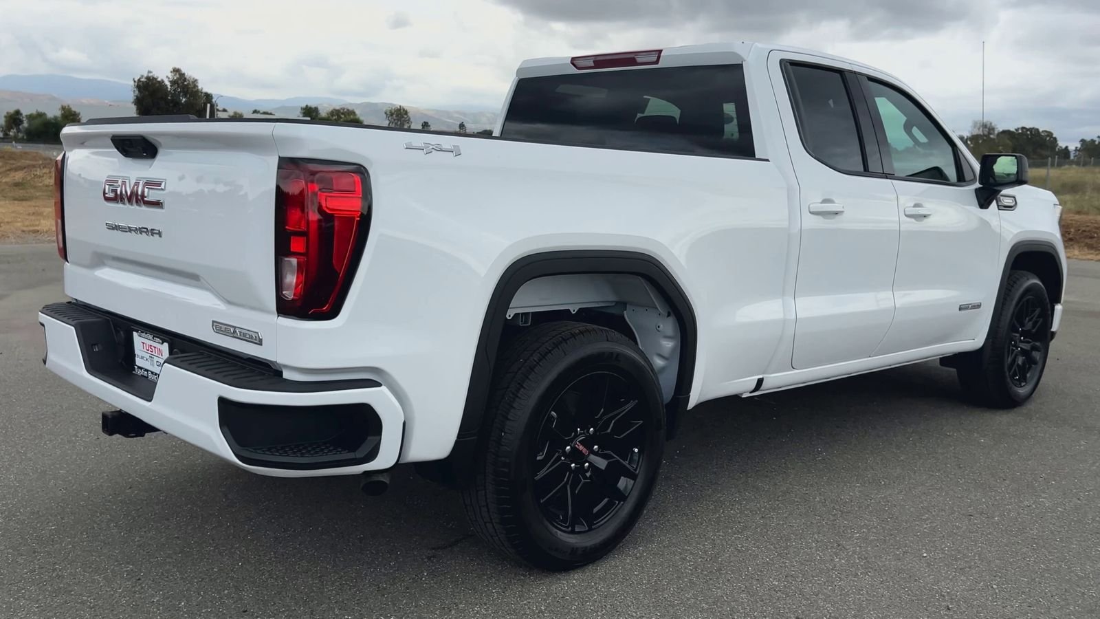 New 2026 GMC Sierra 1500 Elevation AWD/4WD image 60