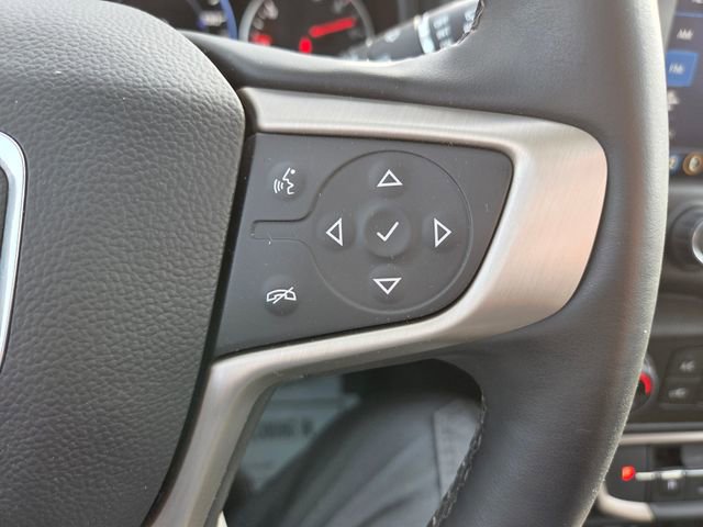 Used 2024 GMC Terrain Denali w/ Denali Premium Package image 18