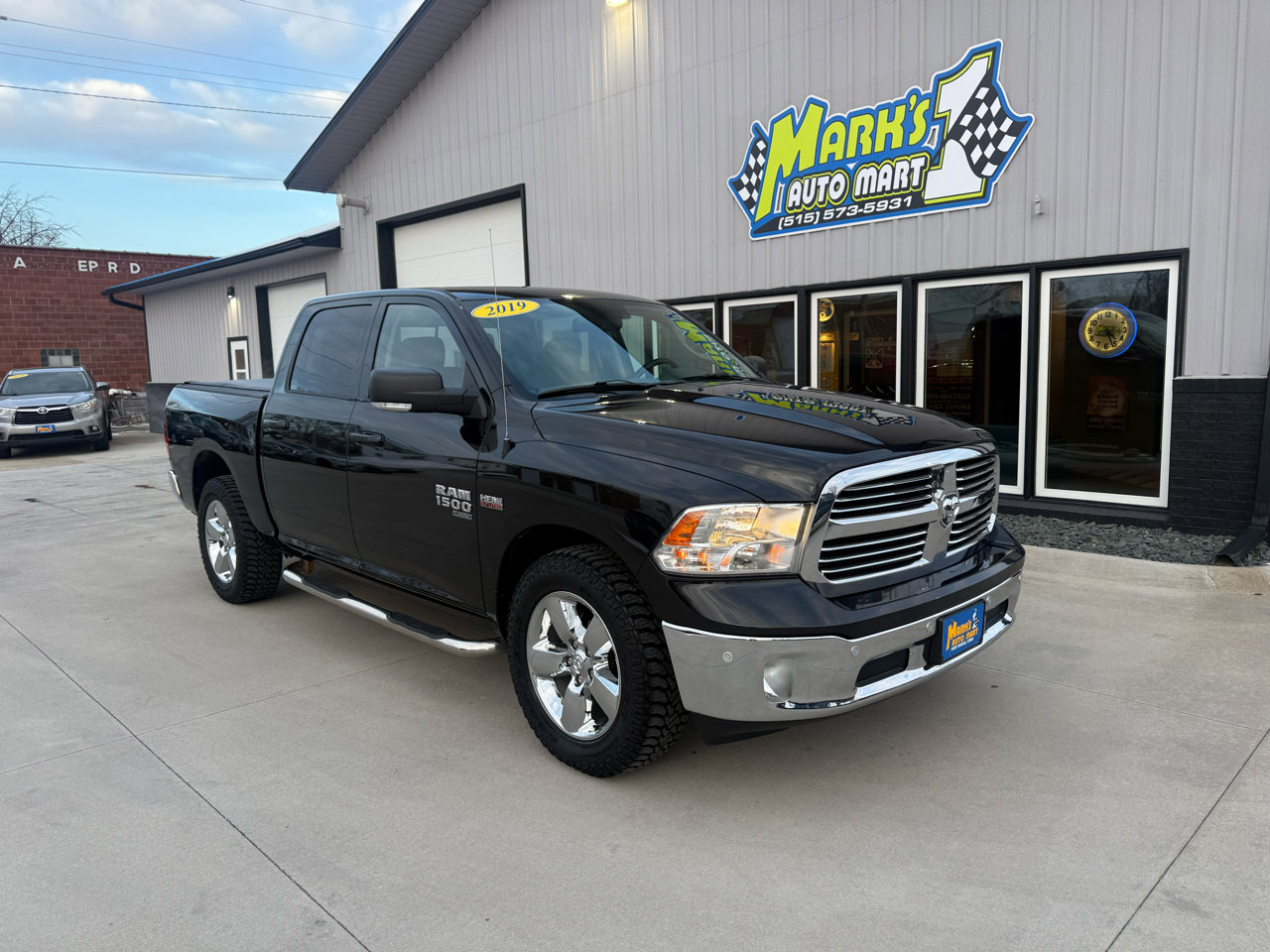 Used 2019 RAM 1500 Big Horn image 1