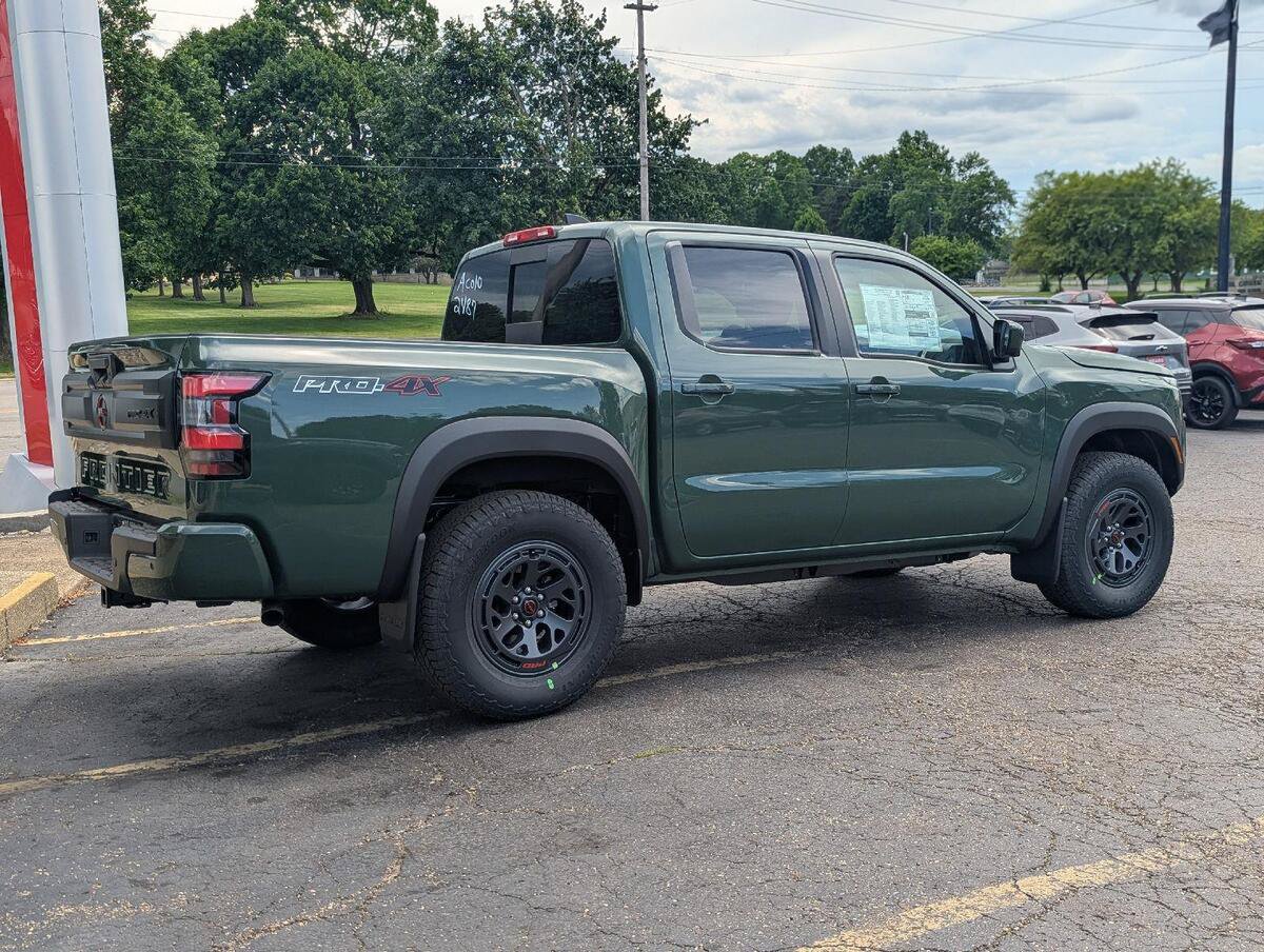 New 2026 Nissan Frontier PRO-4X w/ Pro Premium Package AWD/4WD image 9