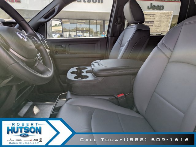New 2024 RAM 4500 Tradesman w/ Chrome Appearance Group AWD/4WD image 15